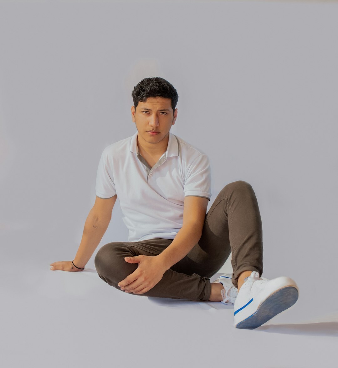 Studio portrait of an Argentine man fashion editor in his thirties